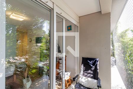 Casa à venda com 380m², 6 quartos e 4 vagasSacada da Suíte 6