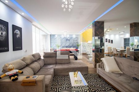 Sala de casa de condomínio para alugar com 3 quartos, 300m² em Cidade Industrial de Curitiba, Curitiba