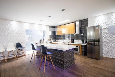 Casa de condomínio para alugar com 300m², 3 quartos e 2 vagasCozinha