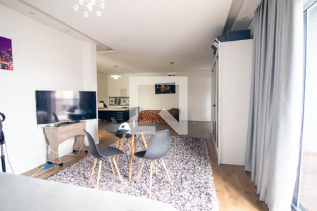 Casa de condomínio para alugar com 300m², 3 quartos e 2 vagasQuarto 1 Suíte Master