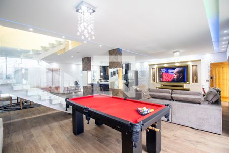 Sala de casa de condomínio para alugar com 3 quartos, 300m² em Cidade Industrial de Curitiba, Curitiba
