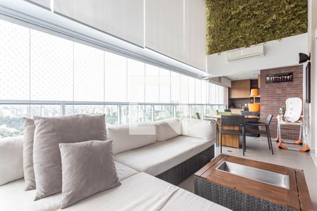 Varanda de apartamento à venda com 3 quartos, 214m² em Vila Mariana, São Paulo