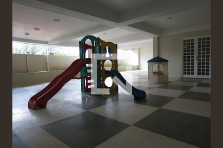 Casa de condomínio à venda com 140m², 3 quartos e 3 vagasDepósito