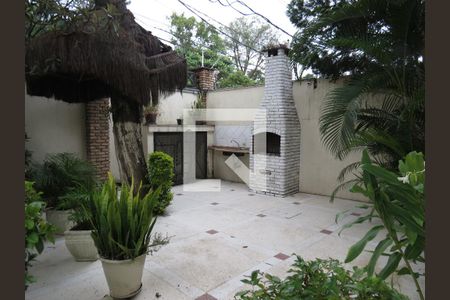 Casa de condomínio à venda com 140m², 3 quartos e 3 vagasÁrea comum - Churrasqueira