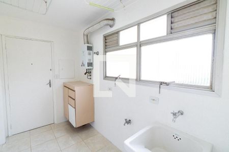 Apartamento para alugar com 116m², 3 quartos e 2 vagas Apartamento para alugar com 116m², 3 quartos e 2 vagasÁrea de Serviço