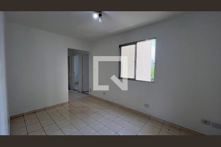 Apartamento para alugar com 50m², 2 quartos e 1 vaga Apartamento para alugar com 50m², 2 quartos e 1 vagaSala