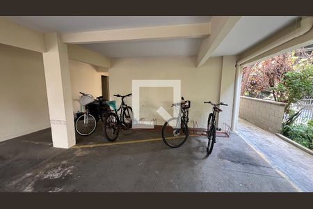 Bicicletário  de apartamento para alugar com 2 quartos, 50m² em Vila Madalena, São Paulo
