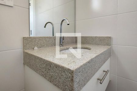 Apartamento para alugar com 65m², 2 quartos e 1 vagaBanheiro da Suíte 2
