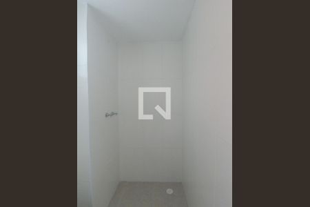 Apartamento à venda com 79m², 2 quartos e 1 vagaBanheiro da Suíte