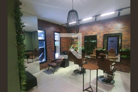 Apartamento à venda com 79m², 2 quartos e 1 vagaSalão de beleza 