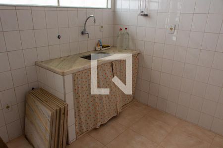 Casa à venda com 228m², 3 quartos e 1 vaga Casa à venda com 228m², 3 quartos e 1 vagaCOZINHA