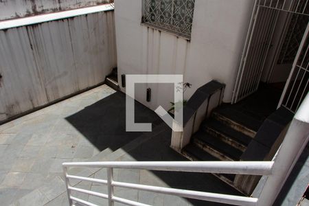 Casa à venda com 228m², 3 quartos e 1 vaga Casa à venda com 228m², 3 quartos e 1 vagaVISTA DO ANDAR DE CIMA