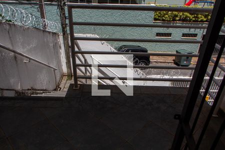 Casa à venda com 228m², 3 quartos e 1 vaga Casa à venda com 228m², 3 quartos e 1 vagaVISTA DO ANDAR DE CIMA