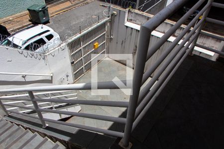 Casa à venda com 228m², 3 quartos e 1 vaga Casa à venda com 228m², 3 quartos e 1 vagaVISTA DO ANDAR DE CIMA