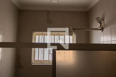 Casa à venda com 228m², 3 quartos e 1 vaga Casa à venda com 228m², 3 quartos e 1 vagaBANHEIRO SOCIAL