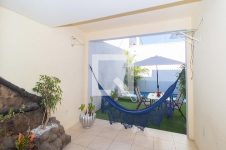 Casa à venda com 200m², 3 quartos e 2 vagasQuintal