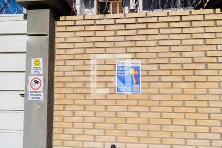 Casa à venda com 200m², 3 quartos e 2 vagasFachada-Instalação de Plaquinhas 