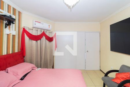 Casa à venda com 200m², 3 quartos e 2 vagasQuarto Suíte