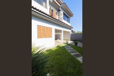 Casa à venda com 200m², 3 quartos e 2 vagasQuintal