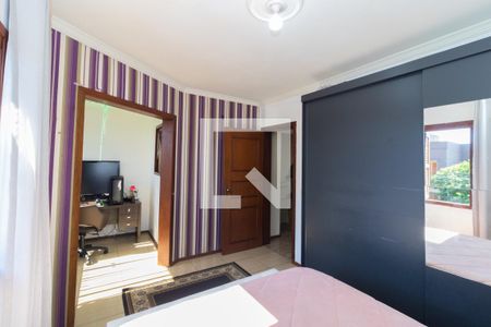 Casa à venda com 200m², 3 quartos e 2 vagasQuarto 1