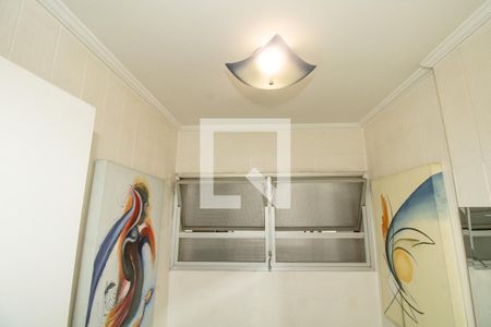 Lavabo  de apartamento à venda com 3 quartos, 103m² em Itaim Bibi, São Paulo