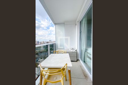 Varanda do Sala/Quarto de kitnet/studio à venda com 1 quarto, 22m² em Sé, São Paulo
