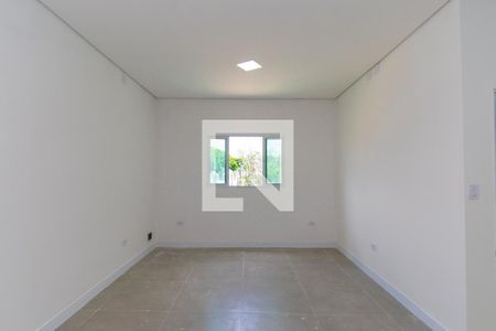 Sala de casa para alugar com 2 quartos, 84m² em Jardim Sao Roberto, São Paulo