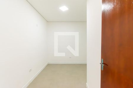 Quarto de casa para alugar com 2 quartos, 84m² em Jardim Sao Roberto, São Paulo