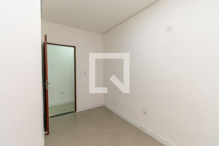 Quarto de casa para alugar com 2 quartos, 84m² em Jardim Sao Roberto, São Paulo