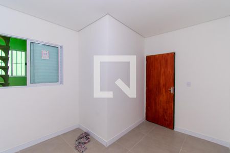 Quarto de casa para alugar com 2 quartos, 84m² em Jardim Sao Roberto, São Paulo