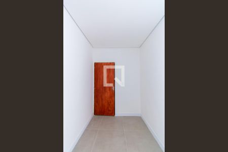 Quarto de casa para alugar com 2 quartos, 84m² em Jardim Sao Roberto, São Paulo