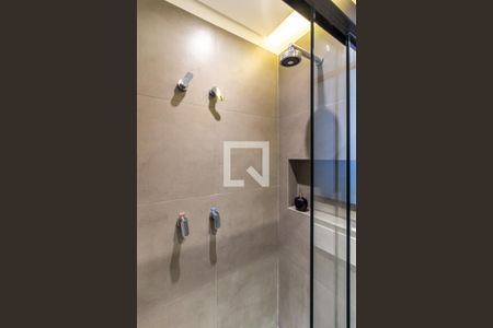 Apartamento para alugar com 131m², 3 quartos e sem vagaBanheiro Social - Chuveiro