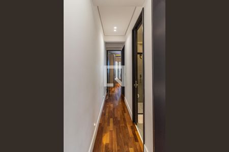 Apartamento para alugar com 131m², 3 quartos e sem vagaCorredor