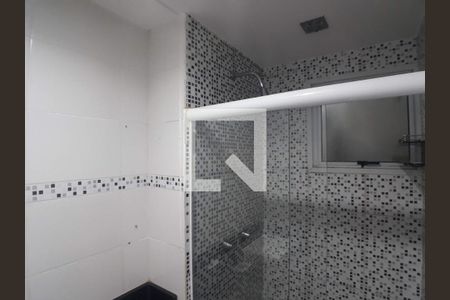 Banheiro de apartamento à venda com 3 quartos, 58m² em Jardim Ester Yolanda, São Paulo