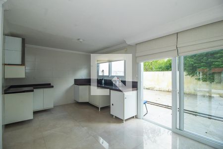 Cozinha de casa para alugar com 2 quartos, 106m² em Serraria, Porto Alegre