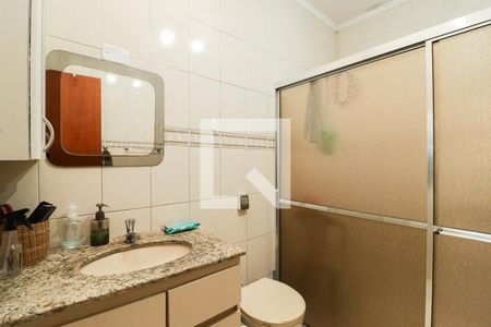 Casa à venda com 135m², 4 quartos e 3 vagasBanheiro 1