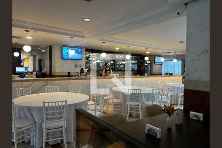 Apartamento para alugar com 52m², 1 quarto e 2 vagasBar