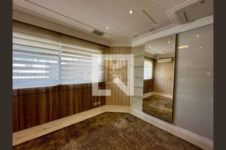 Casa de Condomínio à venda com 4 quartos, 800m² em Parque Terra Nova II, São Bernardo do Campo