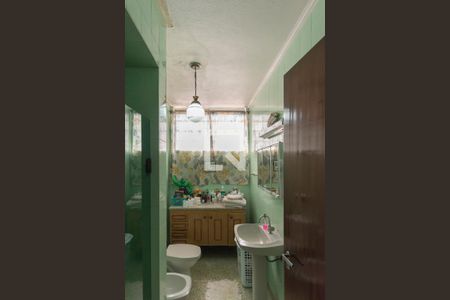 Apartamento à venda com 106m², 3 quartos e sem vaga Apartamento à venda com 106m², 3 quartos e sem vagaBanheiro