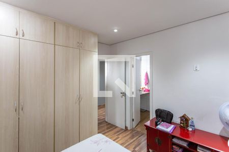 Quarto Suíte de casa à venda com 3 quartos, 360m² em Heliópolis, Belo Horizonte