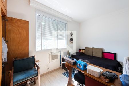 Apartamento para alugar com 195m², 3 quartos e 2 vagasSuíte