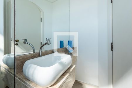 Apartamento para alugar com 195m², 3 quartos e 2 vagasLavabo