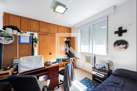 Apartamento para alugar com 195m², 3 quartos e 2 vagasSuíte