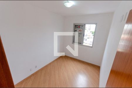 Quarto 1 de apartamento para alugar com 2 quartos, 54m² em Vila Cruz das Almas, São Paulo