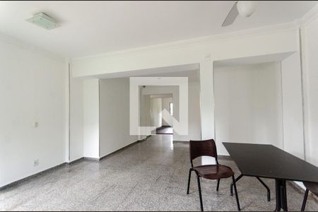Apartamento para alugar com 54m², 2 quartos e 1 vagaÁrea comum - Salão de Festas