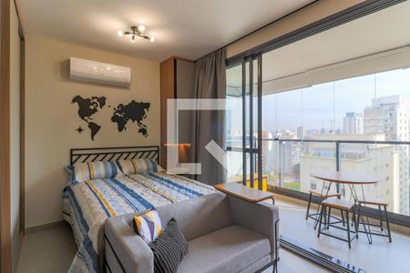 Sala/Quarto de kitnet/studio para alugar com 1 quarto, 31m² em Campo Belo, São Paulo