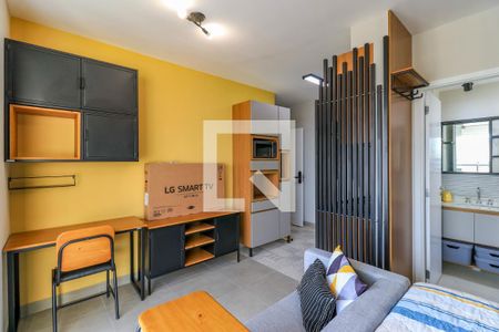 Sala/Quarto de kitnet/studio para alugar com 1 quarto, 31m² em Campo Belo, São Paulo