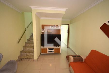 Sala de casa de condomínio à venda com 3 quartos, 140m² em Jardim Marajoara, São Paulo