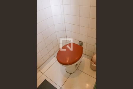 Casa à venda com 195m², 3 quartos e 3 vagasBanheiro de serviço