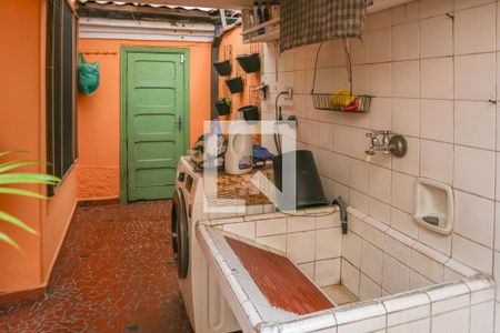 Casa à venda com 195m², 3 quartos e 3 vagasQuintal e Área de Serviço